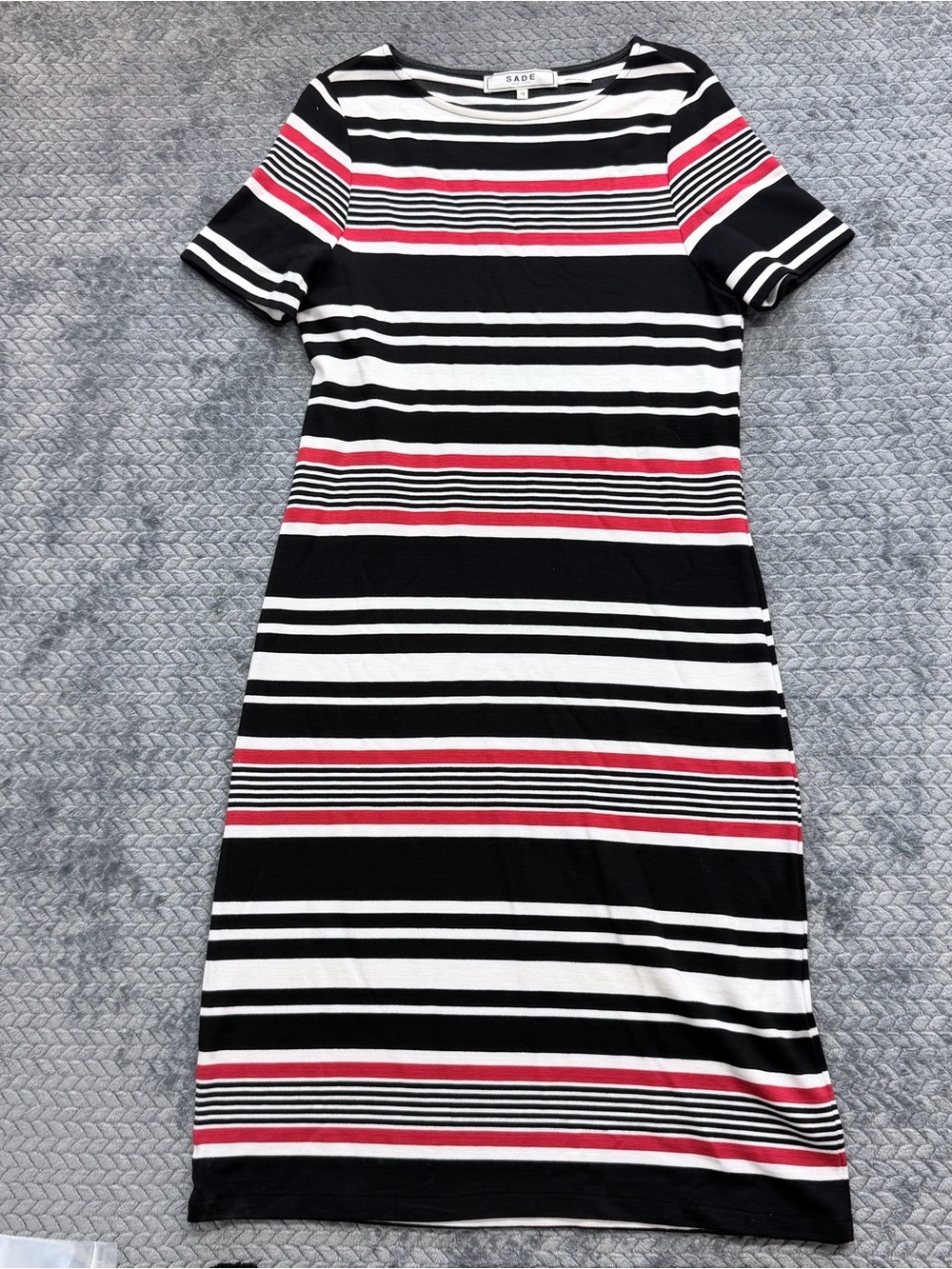SADE New York Striped T-Shirt Dress - Black, White & Red Size 10